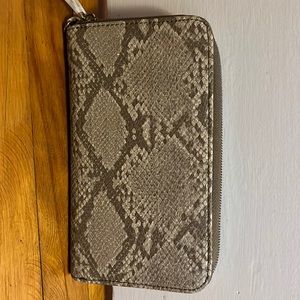 All about the Benjamin’s wallet